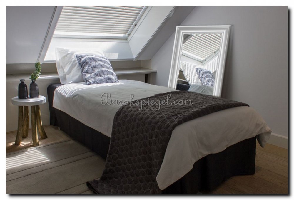 00aaM1036w Mirror Cesarino White