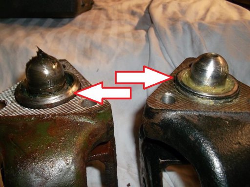 A0496-K1-2 Bearing bush upper trunion - new.