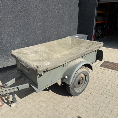 ABL aanhangwagen 1/4T "Schmidt" met afdekzeil. ABL trailer 1/4T "Schmidt" with tarpaulin.
