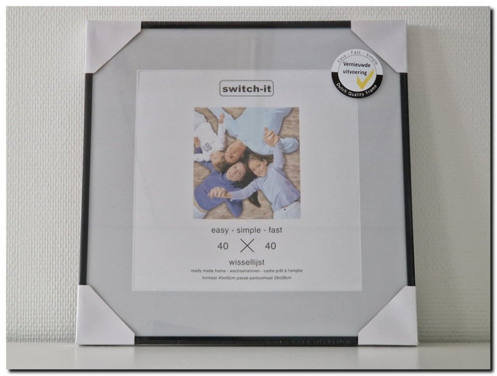 14.121 W Switch-it S Aluminium Changeable Frame Matte Black