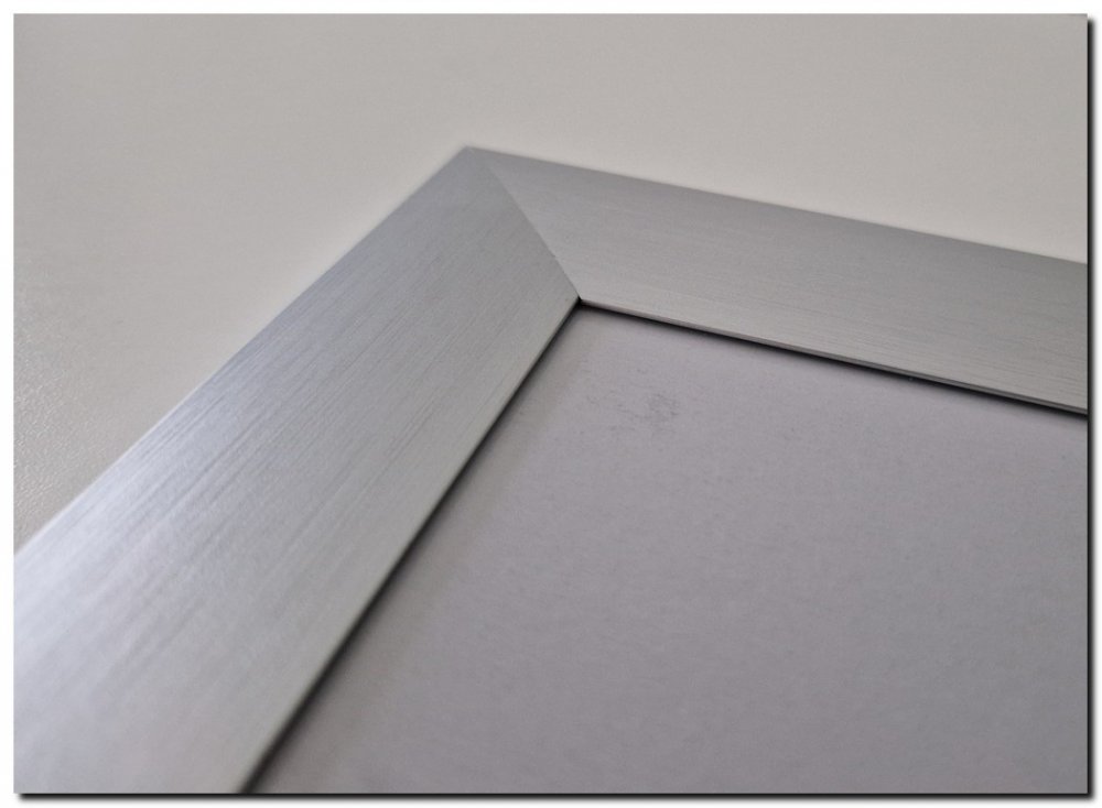 14.304 W Switch-it XL Aluminium Changeable Frames Matte Silver