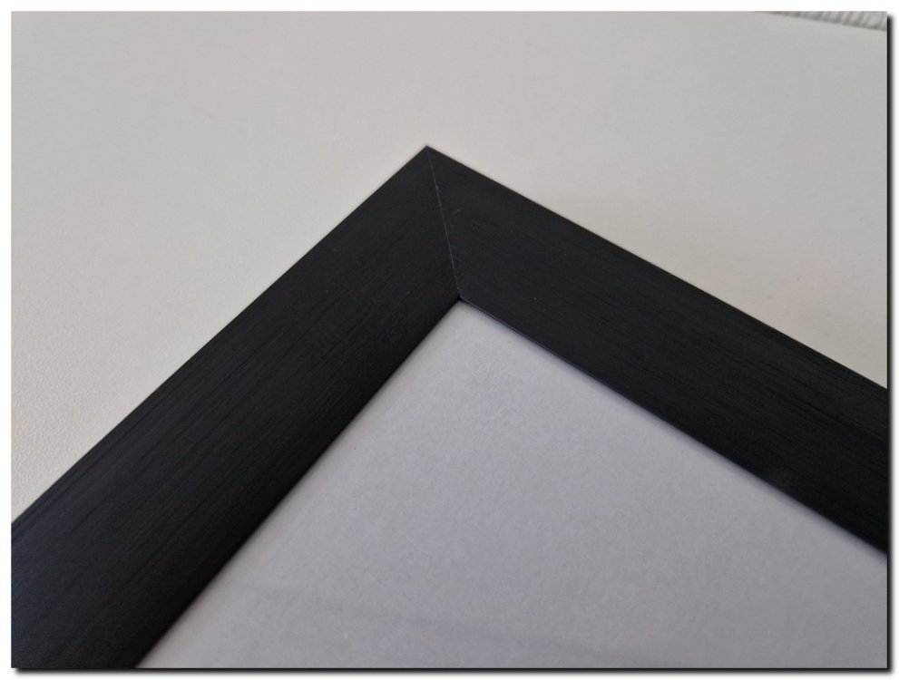 14.321 W Switch-it XL Aluminium Changeable Frames Matte Black