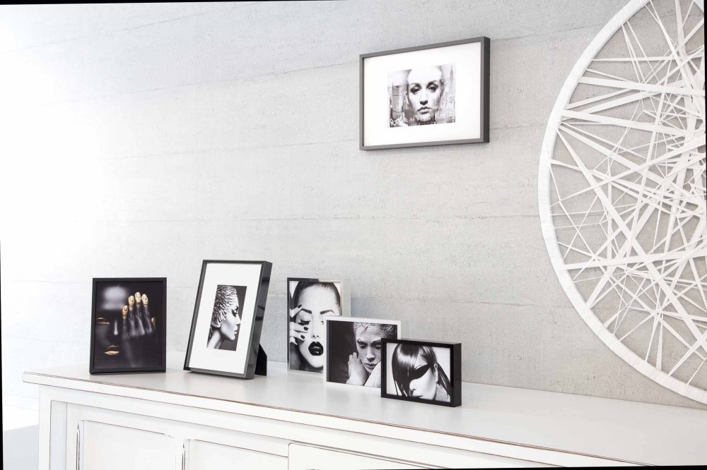 16FDG Nielsen Alpha Aluminium Picture Frame Glossy Dark Grey