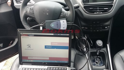 Lexia 3 pp2000 diagnostique v7.82 pour peugeot et