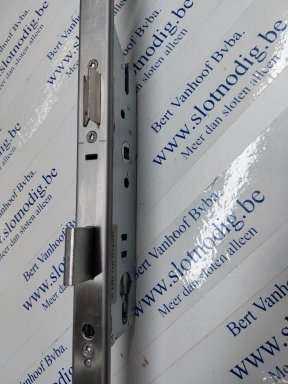 26400515 Fuhr 833-35-92-8-U24-1990