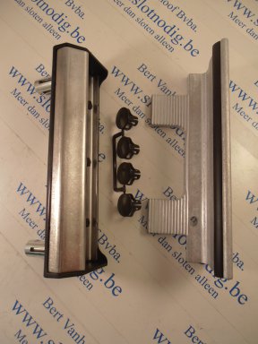 40048913 Striking plate Locinox SAKLALUMQF2