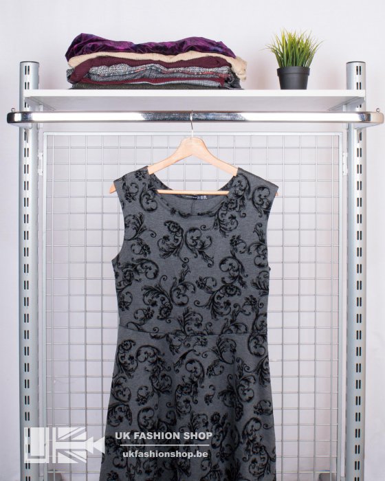 Women winter dresses CR 25 kg Women winter dresses - grade CR