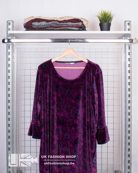 Women winter dresses CR 25 kg Women winter dresses - grade CR