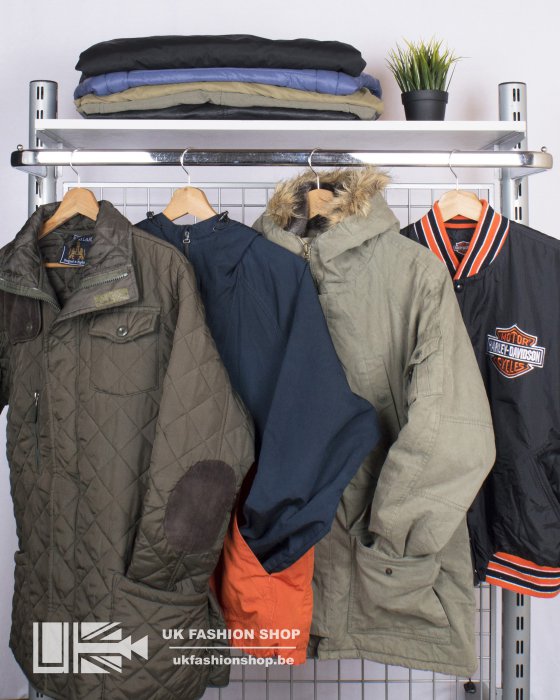 Men anorak & jackets A 25 kg Men anorak & jackets - grade A