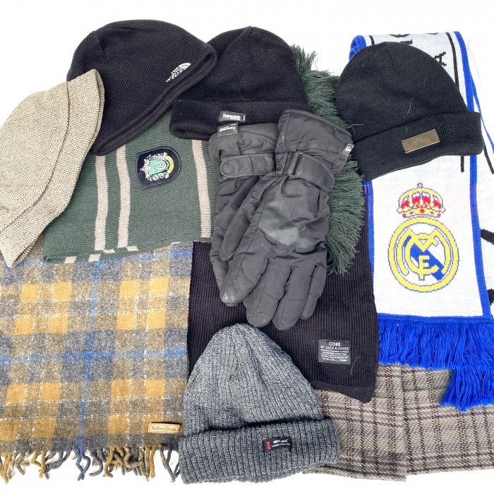 Men shawls & hats 20 kg Men shawls & hats - grade A + CR