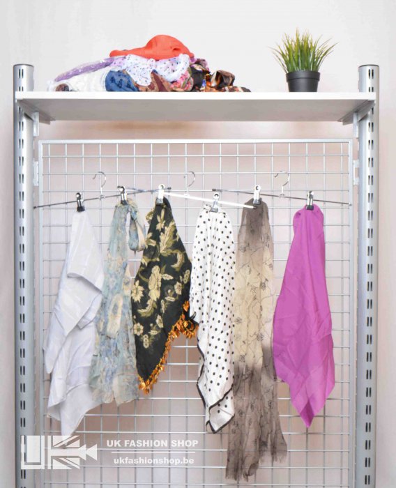 Scarves 20 kg Scarves - grade A + CR