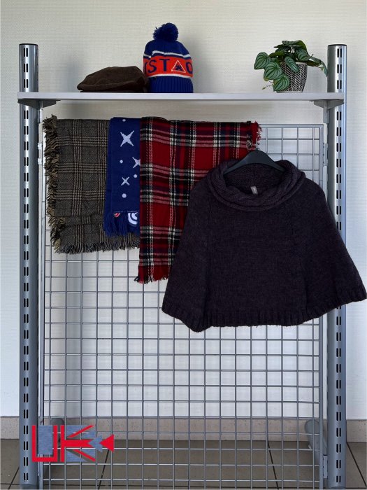 Shawls & hats CR 20 kg Shawls & hats - grade CR