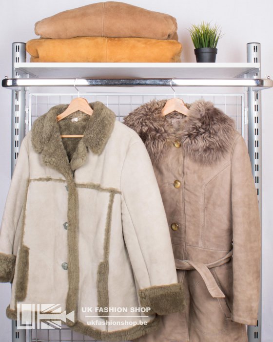 Adults sheepskin 20 kg Adults real sheepskin coat - grade A + CR