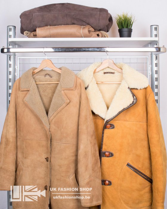 Adults sheepskin 20 kg Adults real sheepskin coat - grade A + CR