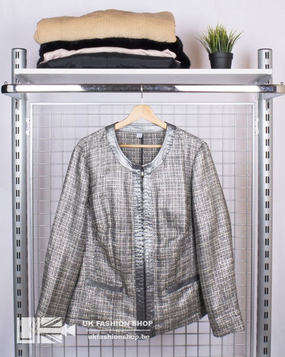 Women anorak & jackets 25 kg Women anorak & jackets - grade A + CR