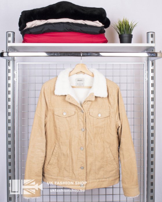 Women anorak & jackets 25 kg Women anorak & jackets - grade A + CR