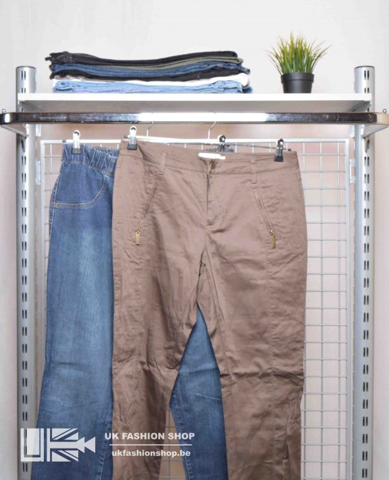 Women pants A 25 kg Women pants - grade A