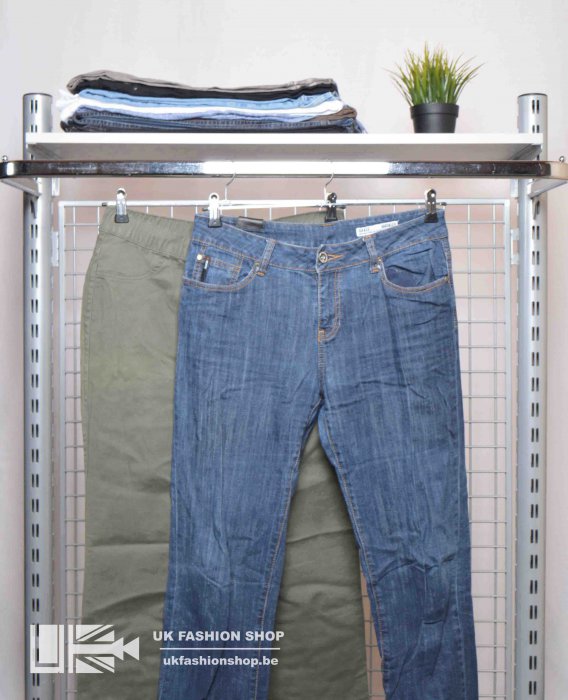 Women pants A 25 kg Women pants - grade A