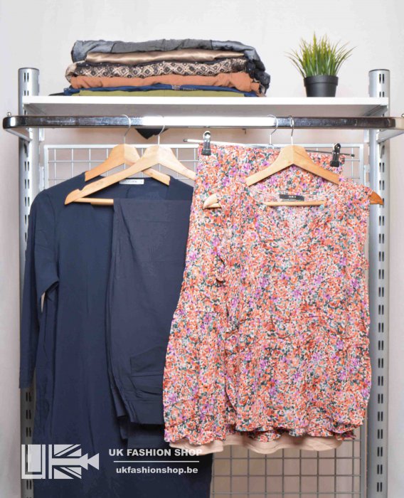 Women suits CR 25 kg Women suits - grade CR