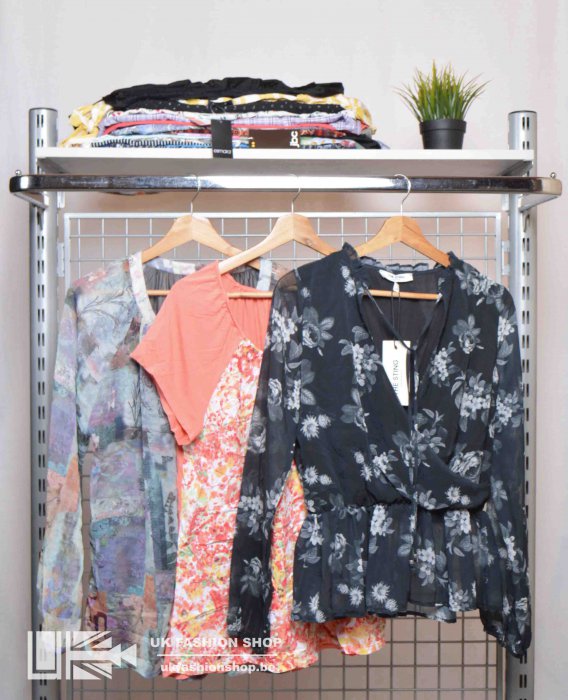 Women summer blouses CR 25 kg Women blouses & shirts - grade CR