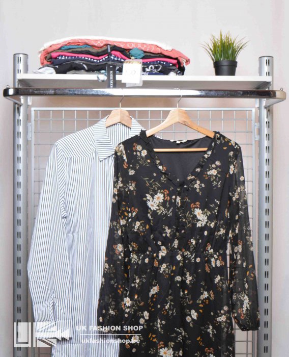 Women summer dresses CR 25 kg Women summer dresses - grade CR