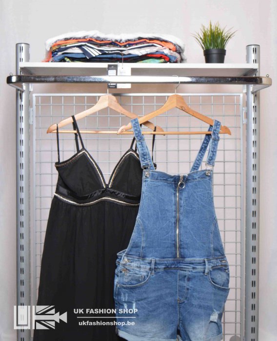 Women summer mini dresses 25 kg Women short dresses - grade A + CR