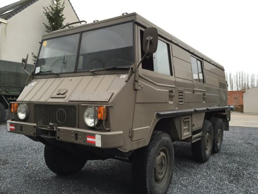 Z8950 - Pinz 712K1 - 1977 - 15900 km Steyr-Puch Pinzgauer 712K with only 15900 km