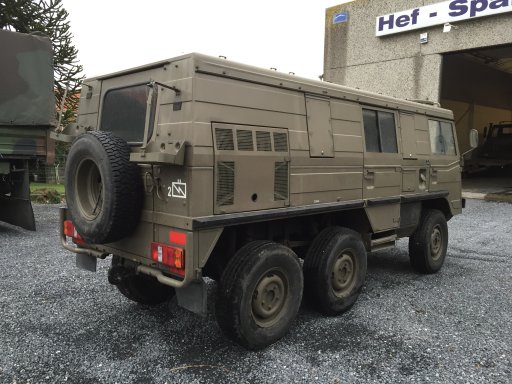 Z8950 - Pinz 712K1 - 1977 - 15900 km Steyr-Puch Pinzgauer 712K with only 15900 km