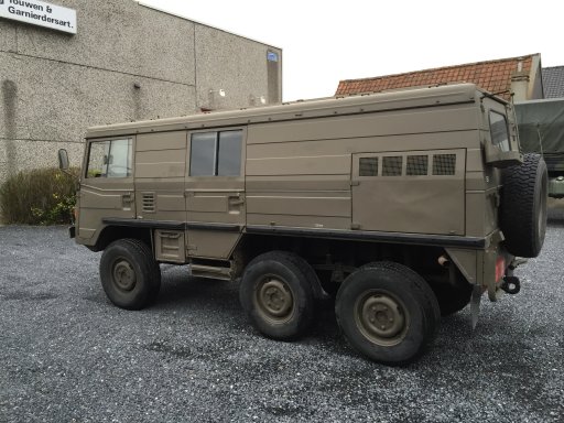 Z8950 - Pinz 712K1 - 1977 - 15900 km Steyr-Puch Pinzgauer 712K with only 15900 km