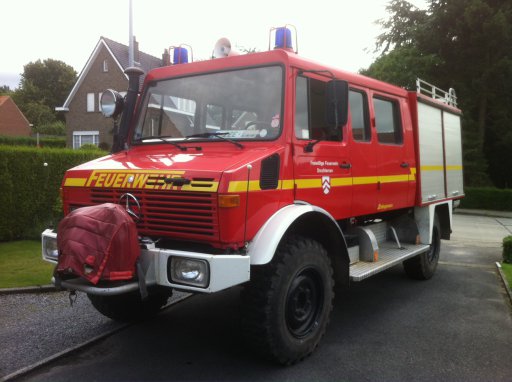 ZU016 - Unimog U1300L LF8 Brandweerwagen Unimog U1300L LF8 extended doublecab with fast axles (100 km/h)
