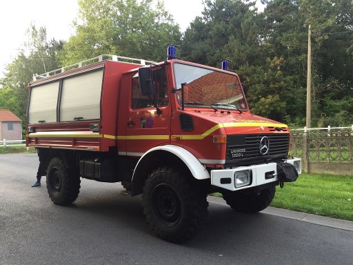 Z8905 - U1300L RW1 - GE2512 Unimog U1300L RW1 Firetruck