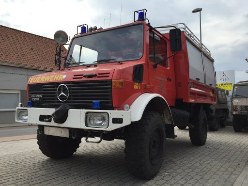 Z8906 - U1300L RW1 - GT2264 Unimog U1300L RW1 Firetruck