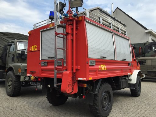 Z8906 - U1300L RW1 - GT2264 Unimog U1300L RW1 Firetruck