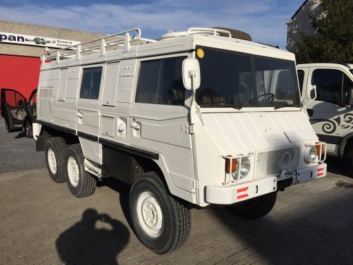Z8953 - PINZ712K6 - 1977 - 22500 km Steyr-Puch Pinzgauer 712K with only 22500 km