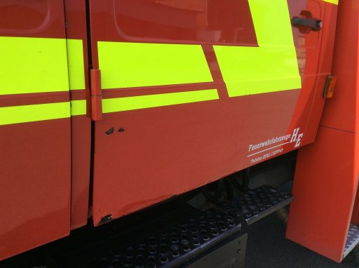 Z8907 - U1300L DOKA Unimog U1300L DOKA Firetruck