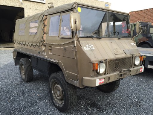Z8930 - Pinz 710M - 1977 - 92000 km Steyr-Puch Pinzgauer 710M with 92000 km
