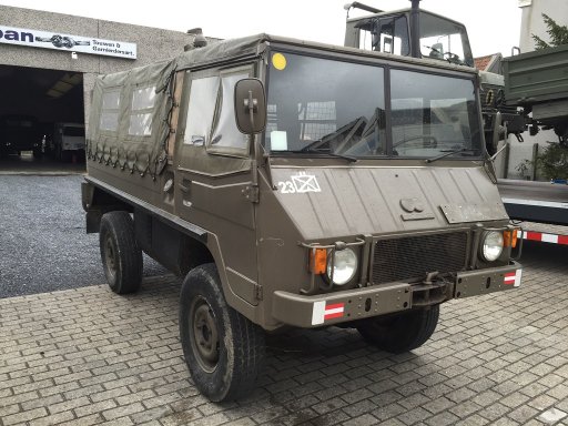 Z8934 - Pinz 710M - 1974 - 60700 km Steyr-Puch Pinzgauer 710M with 60700 km