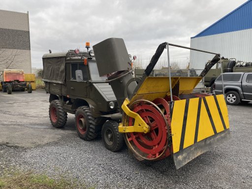 8499 - Unimog 411 snowblower Unimog 411.118 with Rolba snowblower