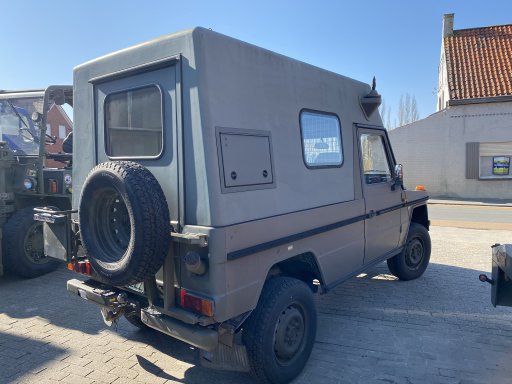 Z8599 - Puch 230GE Hardtop M18324 Puch 230GE Hardtop M18324