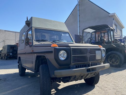 Z8599 - Puch 230GE Hardtop M18324 Puch 230GE Hardtop M18324