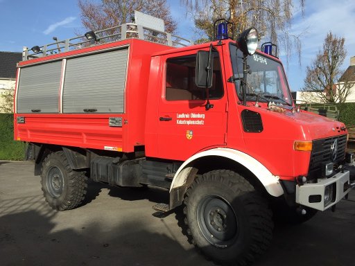 Z8899 - U1300L RW1 - OL273 Unimog U1300L RW1 Firetruck