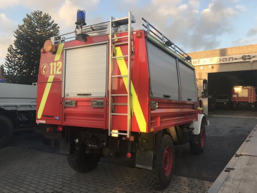 Z8899 - U1300L RW1 - OS2319 Unimog U1300L RW1 Firetruck