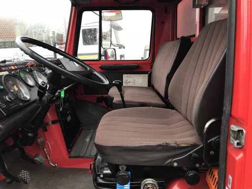 Z8899 - U1300L RW1 - OS2319 Unimog U1300L RW1 Firetruck