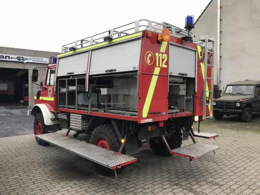 Z8899 - U1300L RW1 - OS2319 Unimog U1300L RW1 Firetruck
