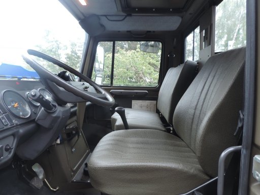 Z8983 - V23343 - Unimog U1350L - Belgisch leger Unimog U1350L Belgian army, close to new, only 2020 km