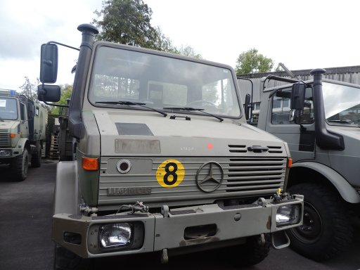 Z8986 - V22702 - Unimog U1350L - Belgisch leger Unimog U1350L Belgian army, close to new, only 19600 km