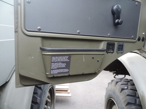 Z8986 - V22702 - Unimog U1350L - Belgisch leger Unimog U1350L Belgian army, close to new, only 19600 km