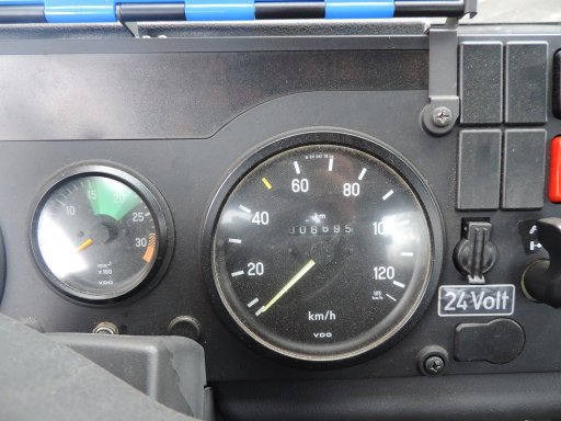 Z8987 - V22100 - Unimog U1350L - Belgisch leger Unimog U1350L Belgian army, close to new, only 6695 km