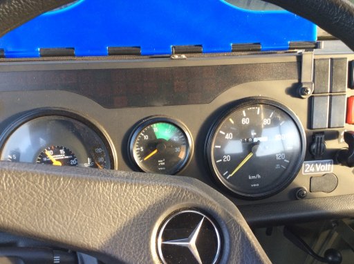 Z8990 - V23291 Unimog U1350L Belgian army, close to new, only 19600 km