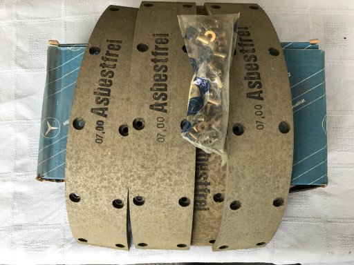 vk406br1011a Brake lining Unimog 406/416